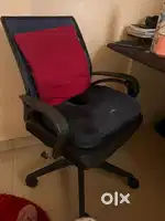 Astride office chair in amazing condition