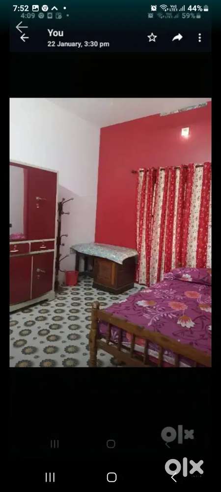 Furnished room for ladies