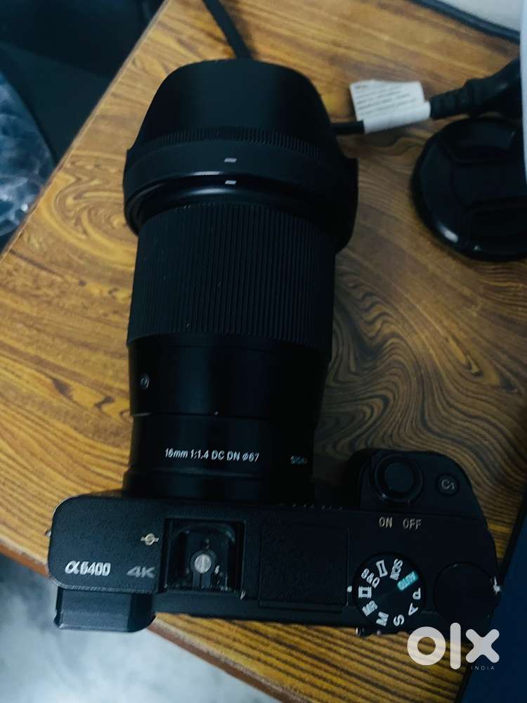 sony 6400 with sigma 16mm 1.4 lens