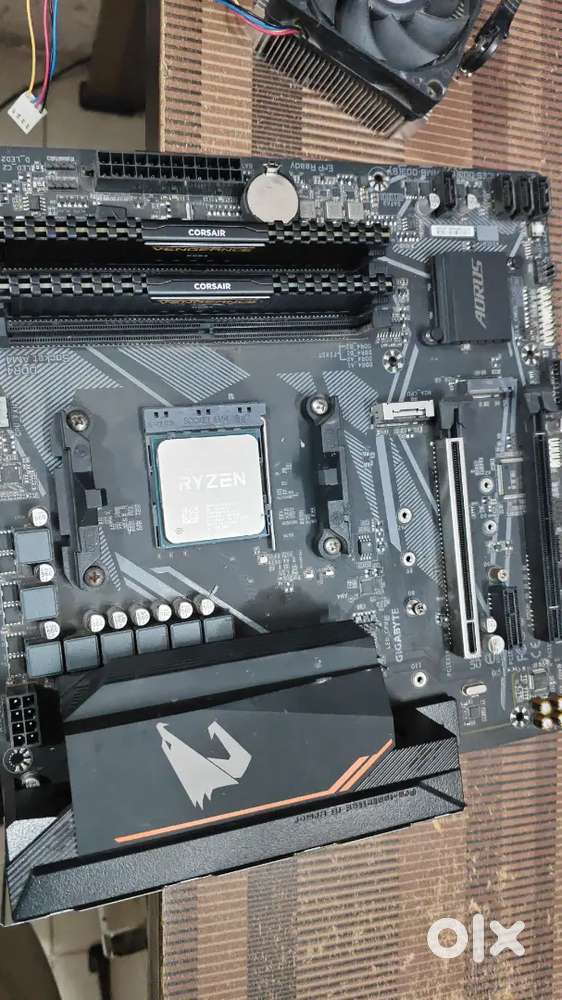 B550m aorus elite motherboard amd Ryzen am4 socket