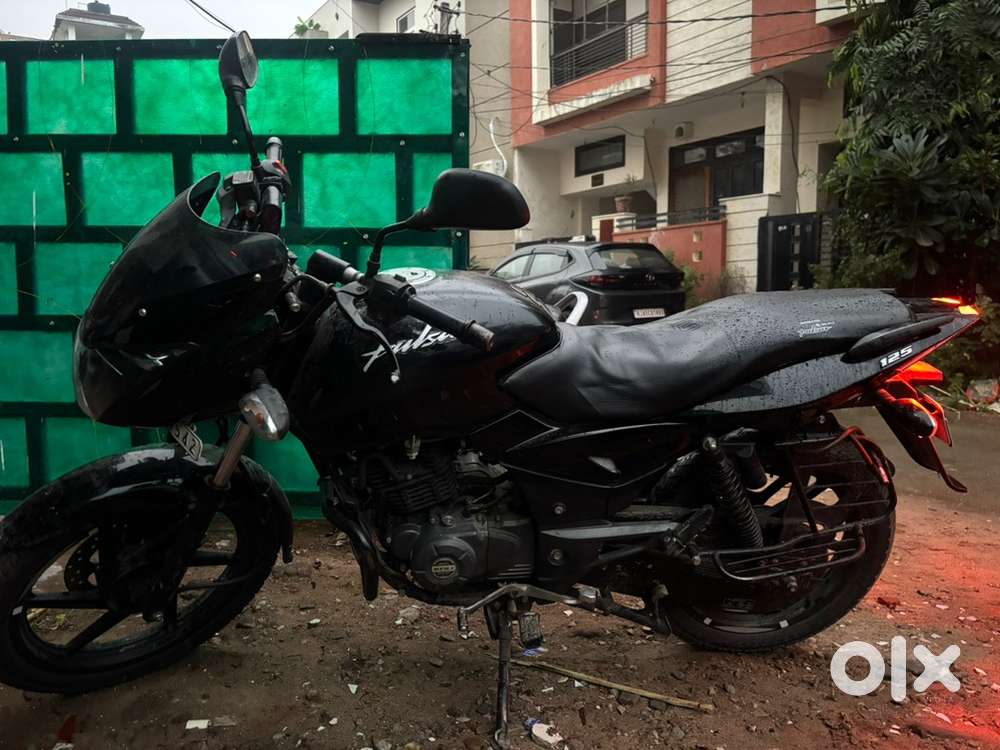 PULSAR 125 / 2019 / 50000 KM / SNGL OWNR / GOOD CNDITON / NEGOTIABLE