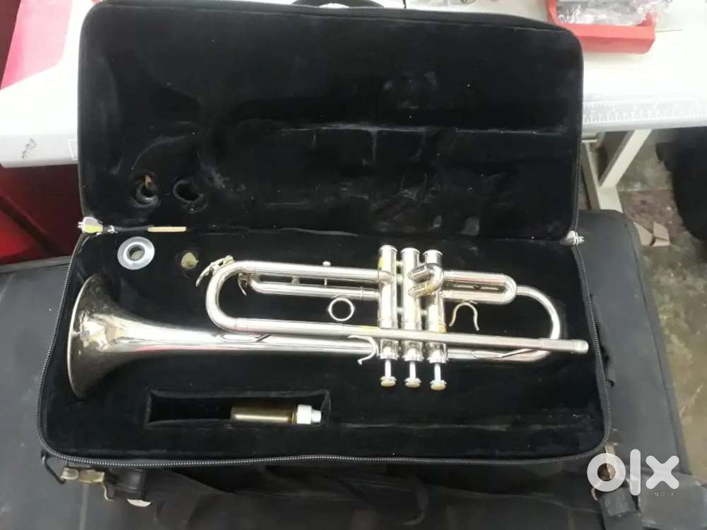River tone b flat trumpet  8500k