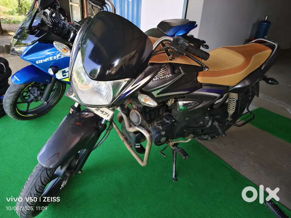 Honda CB shine