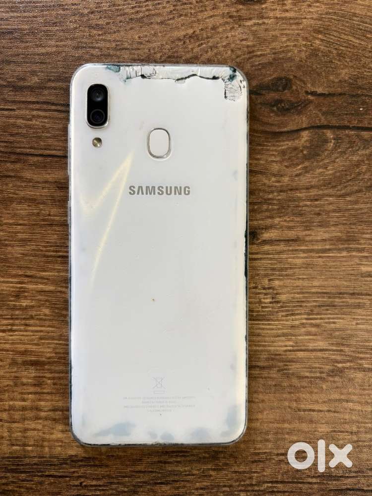 Samsung A30