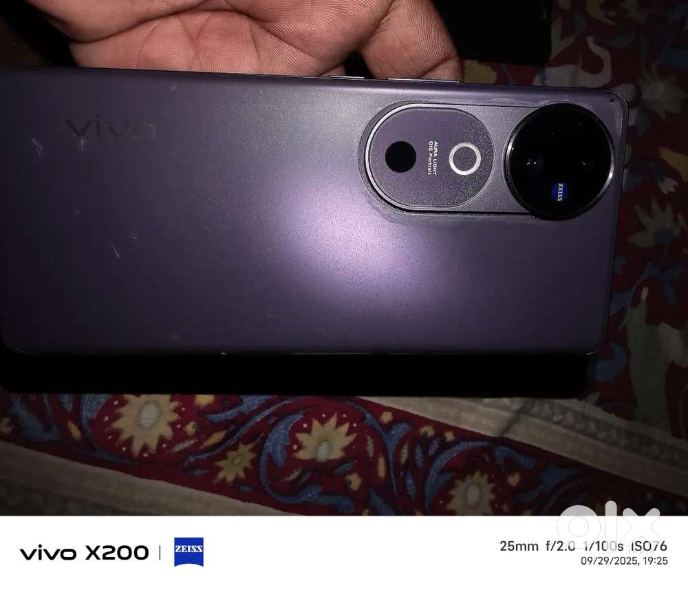 Vivo v 40 new phone hai