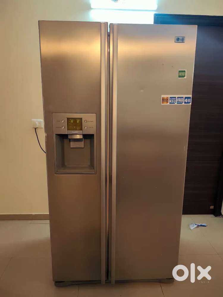 LG Side-by-Side Door 567 Litres Refrigerator ( inverter compressor