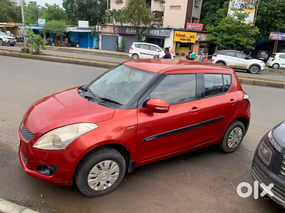 Maruti Suzuki Swift VXI petrol with single hand use