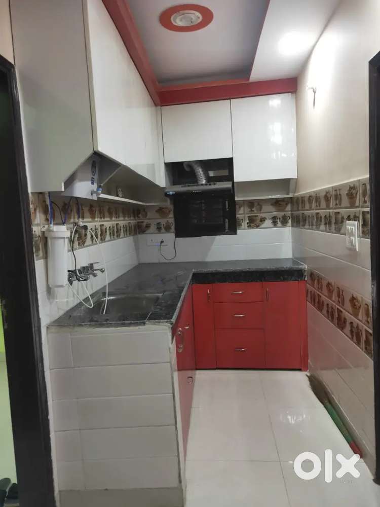 3BHK Independent Flat with Lift & Car Parking for Rent at Dwarka Morh