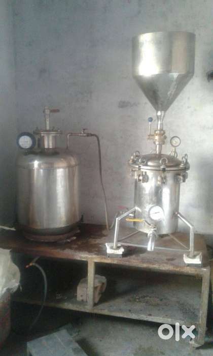 SOYABEAN MILK AND TOFU EXTRACTING PLANT