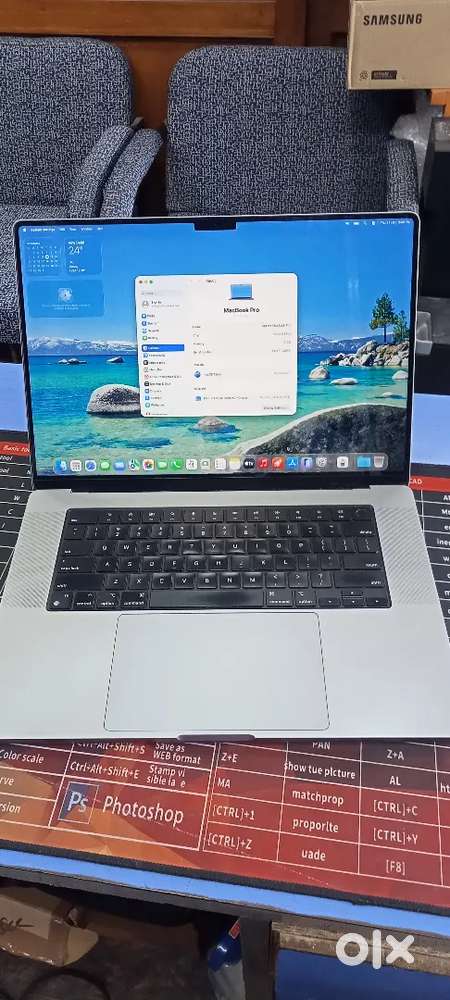 Apple Macbook pro A2485 16inch 2021 model M1 chip,16Gb RAM,512Gb SSD