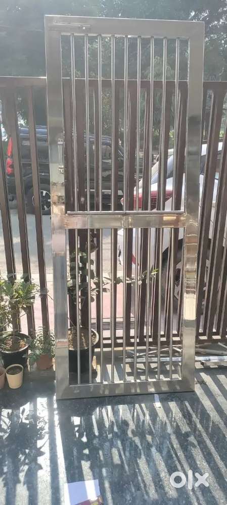 304 steel gate size 6 by 3