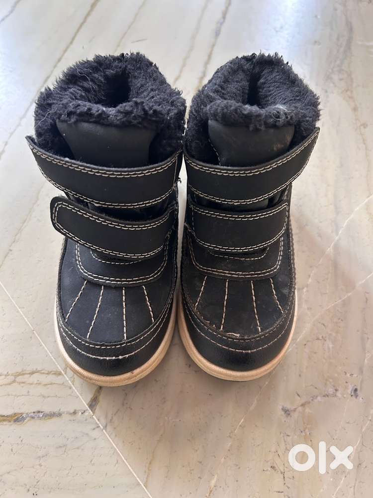 Barely used h&m Winter boots