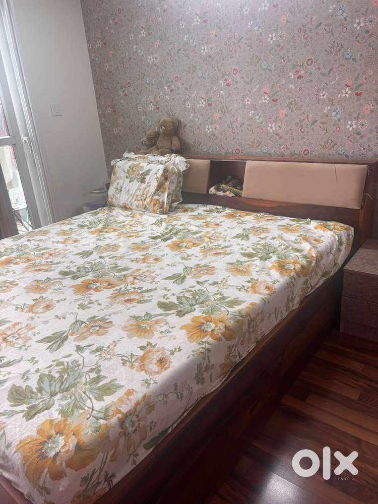 King sized bed
