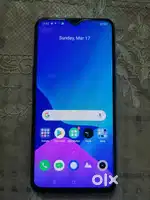 Honor 8C 4/64gb in good working condition - little scratch in display