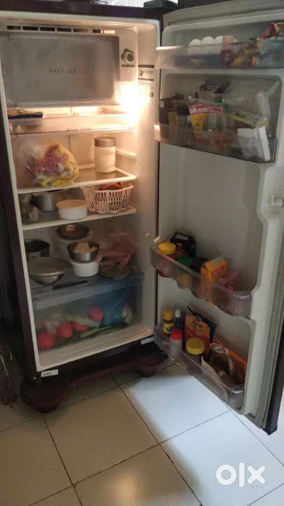 Whirlpool fridge for sell