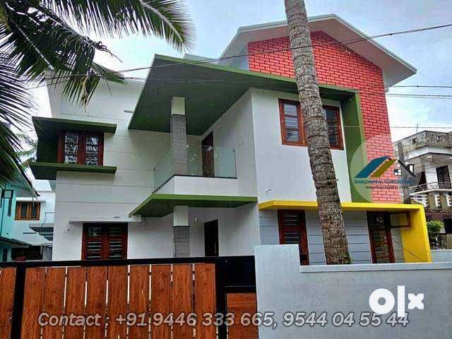 5 Bedroom Independent residence House for sale at Karaparamba Calicut