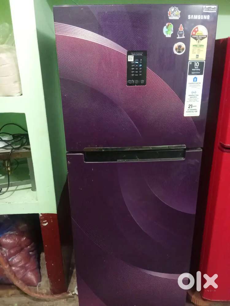Samsung DOUBLE DOOR FRIDGE AVAILABLE FOR SALE