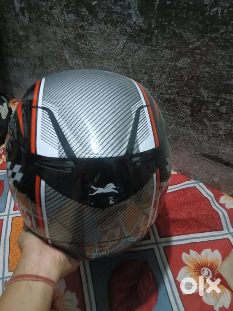Rtr showroom helmet