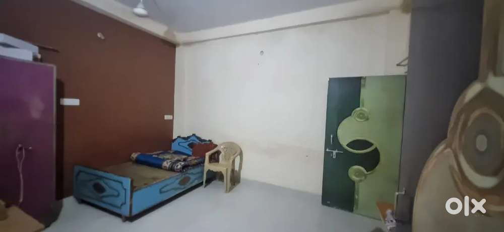 Rented house sharing room