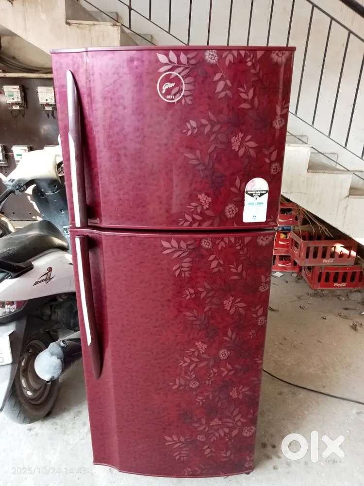 Godrej refrigerator 240 lt