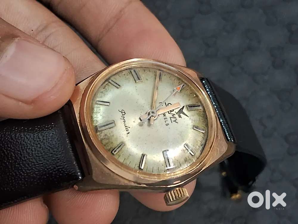 All type vintage watches available