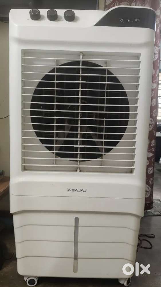 Bajaj Cooler is on urgent sell.