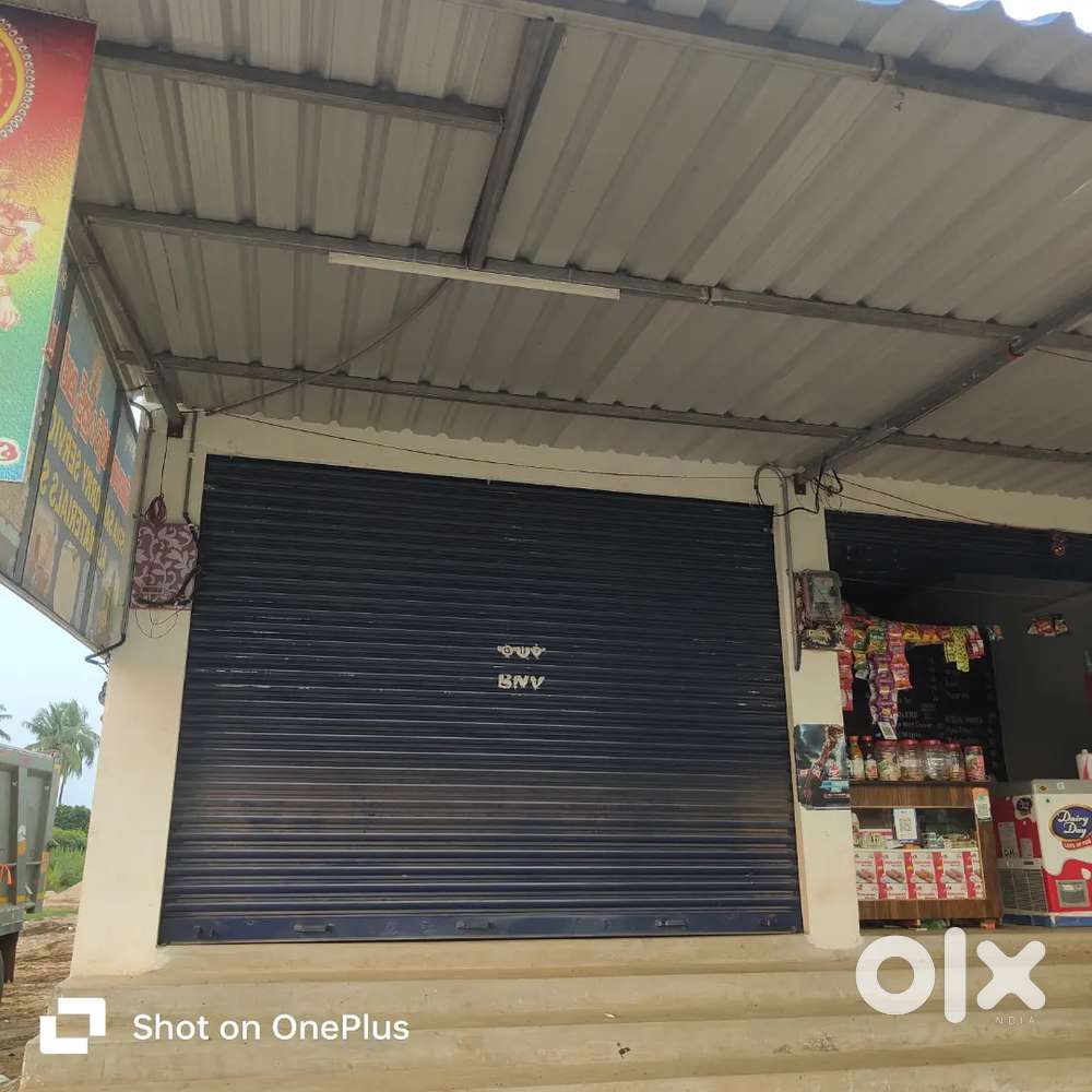Shop for lease