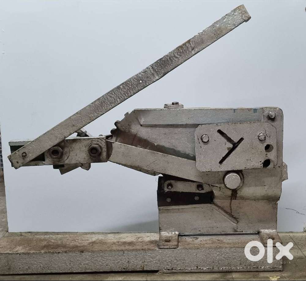 Heavy Duty 8 Hand Operated Geared Shearing Machine – Bhaiya Cutter