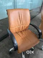 Office purpose lRound chair new condition