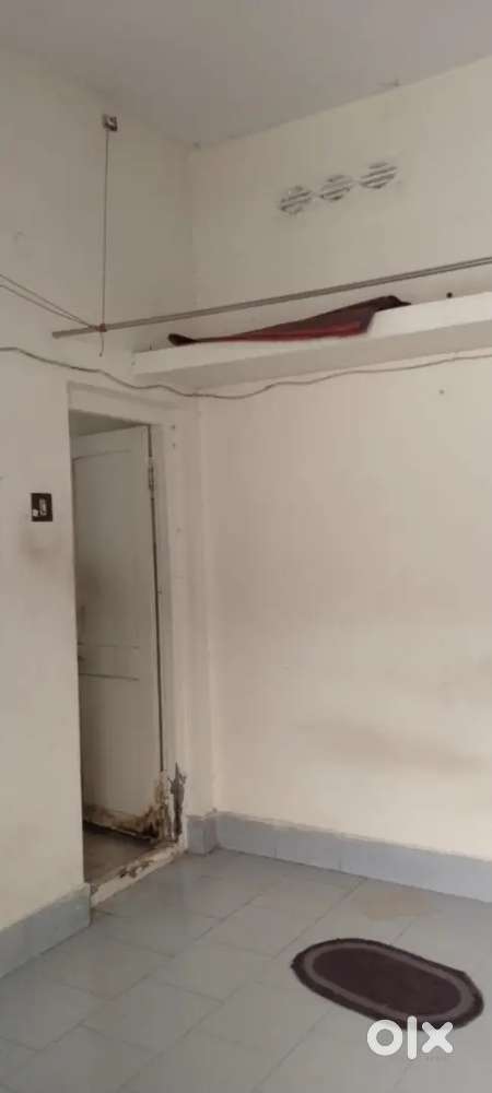 BACHELOR ROOM FOR RENT INDIVIDUAL HOISE IN GROUND FLOOR NORTH FACING