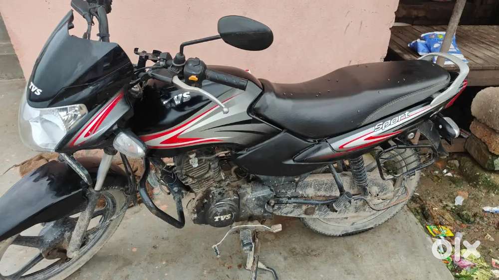 Badiya tvs sports bike h BS6 se carborater me change karai h