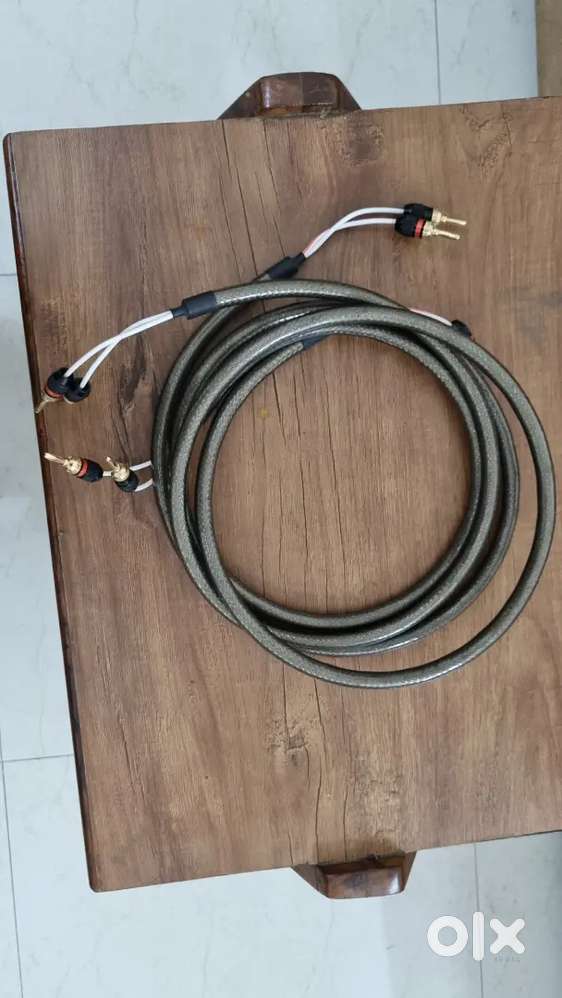 Speaker cables high end