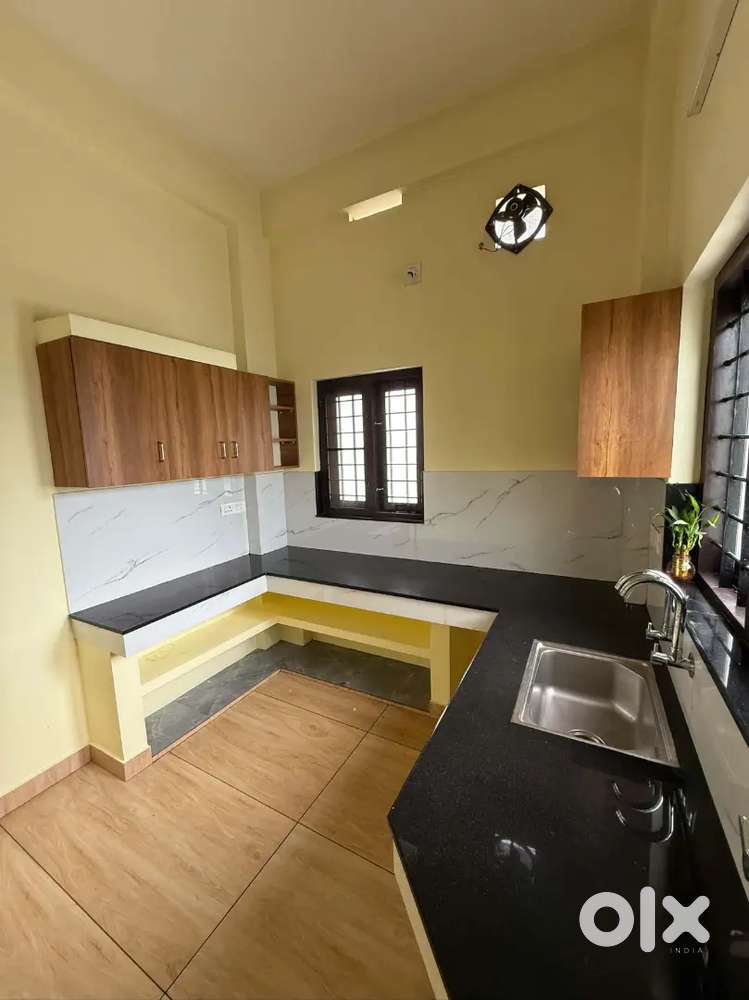 Lower portion of the house giving for rent