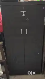 Wardrobe cupboard