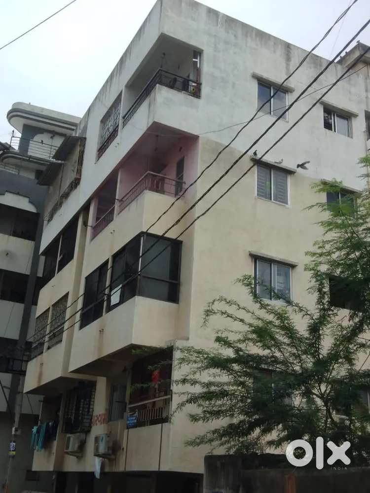 2 bhk flat near bhaktinagar circle
