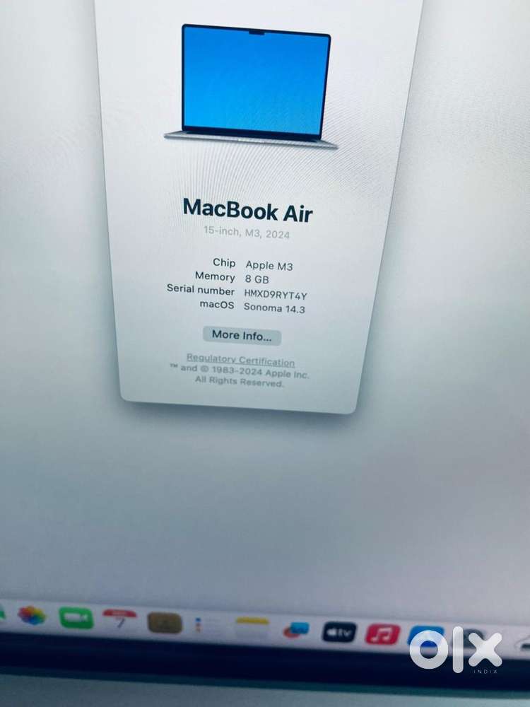 MacBook Air 15-inch M3,2024)Chip Apple M3 8 GB
