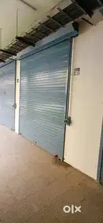 Infrant of railway main road facing shop available