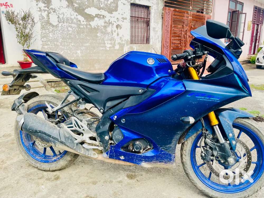 Yamaha R5 v4