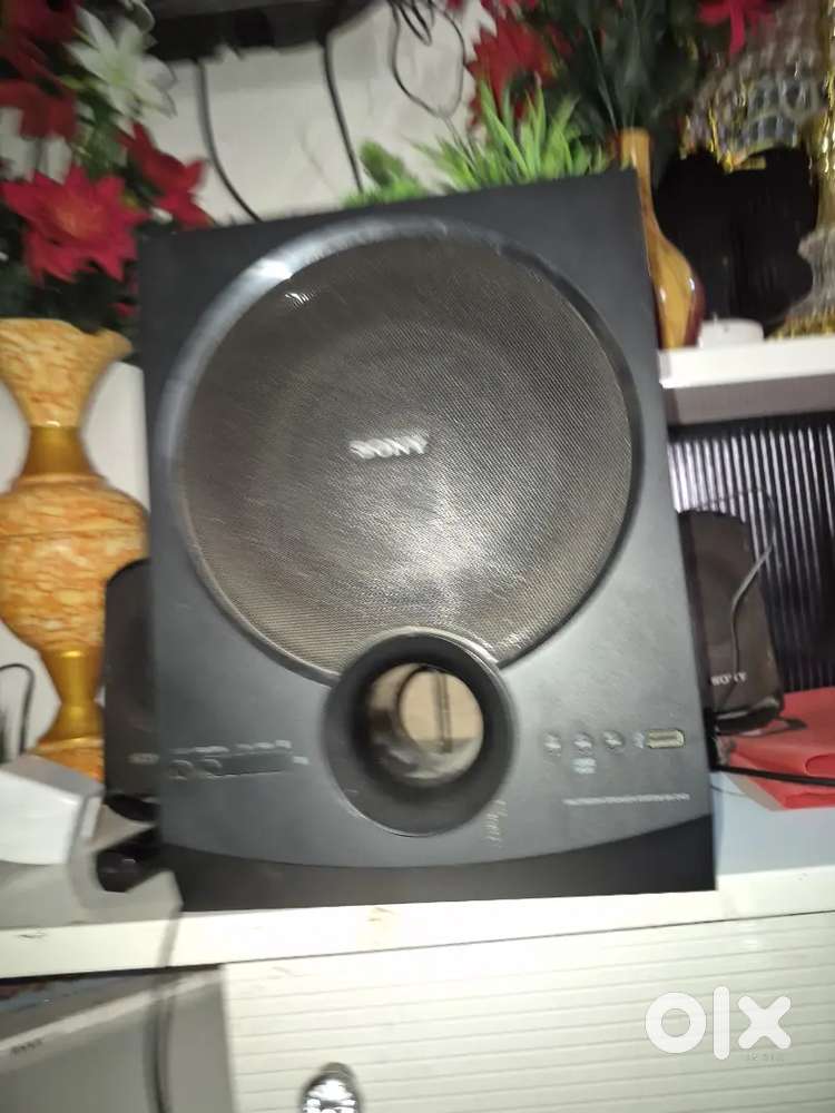 Sony d40 home theatre h or 10inchi basstube