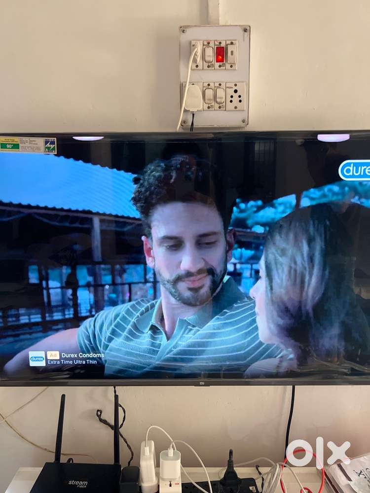 Redmi 43” Smart LED TV (L43M6) – Good Condition  107cm