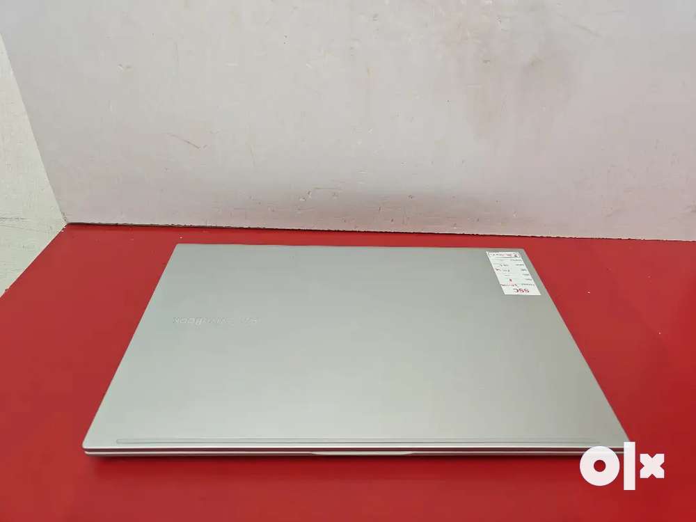New Condition Asus Silver Laptop