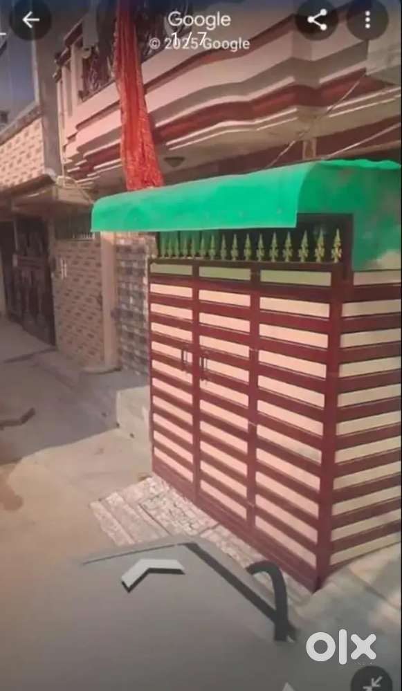 Independent house park facing with open gym in it  infront of school