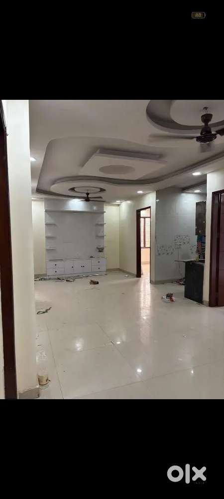4 bhk independent floor available on rent