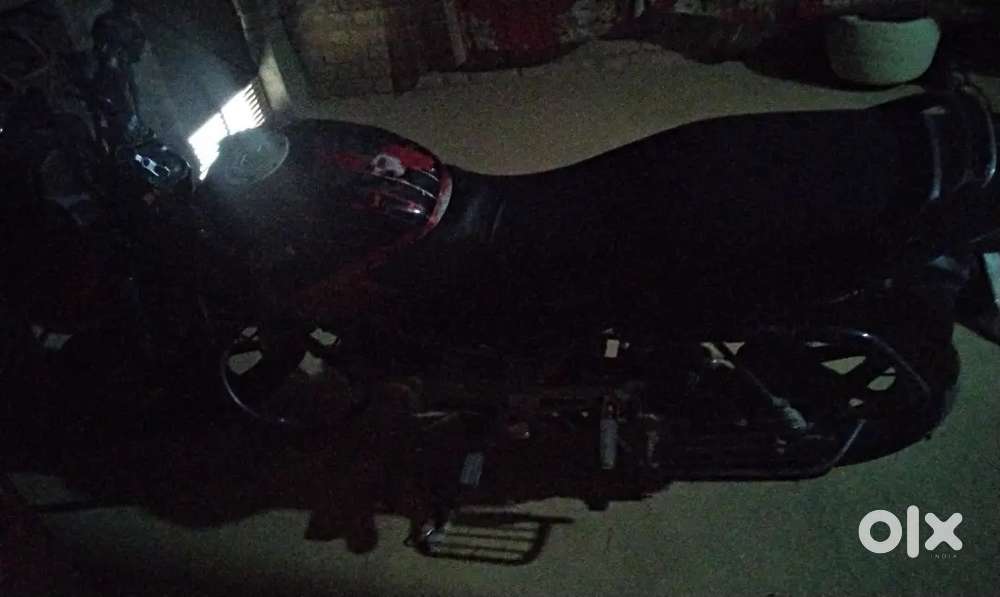 Bajaj Pulsar 150 CC Bike