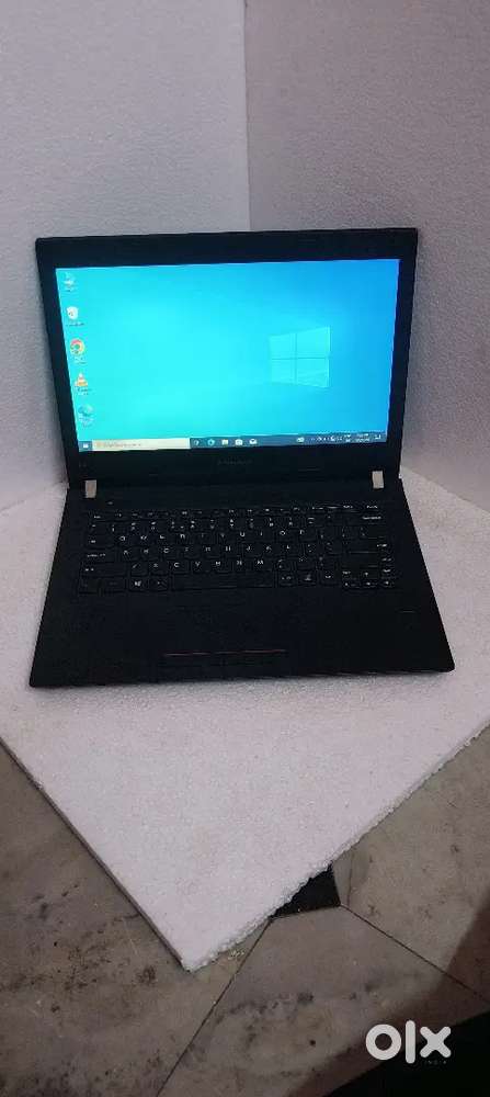 LENOVO i3 4th gen laptop with ssd