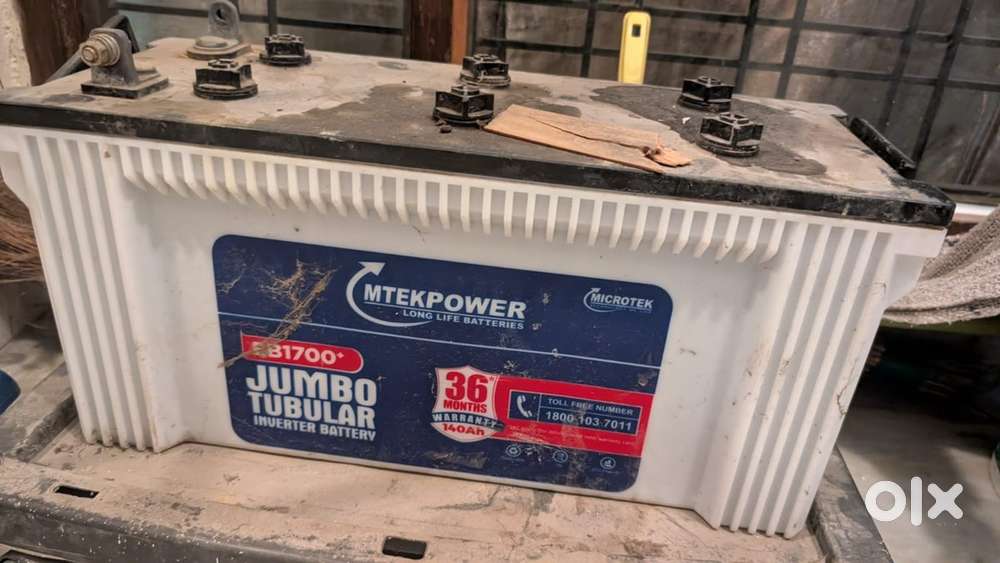 Inverter with battery and trolley