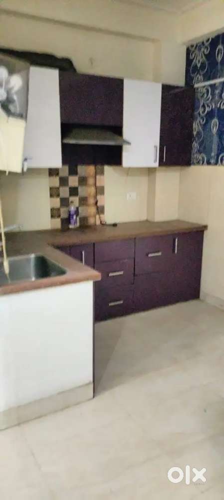 2bhk semi furnished flat for rent