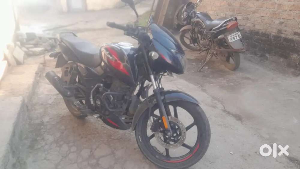 Pulsar 125 1st owner donon tyre new insurance 2028 Tak