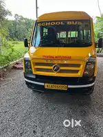 School bus traveller 15 seat power steering