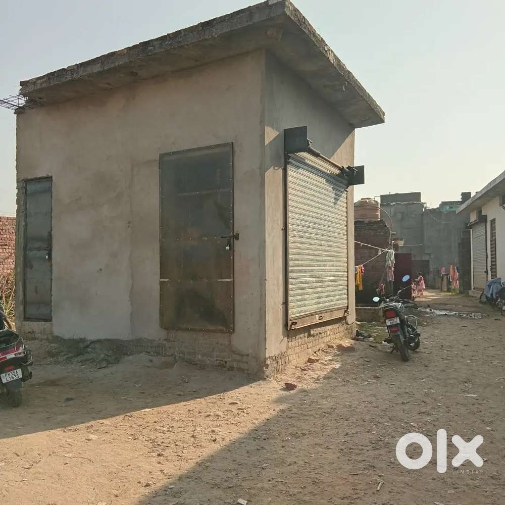 New shop sale urgent sale Karni h near khanpur chowk